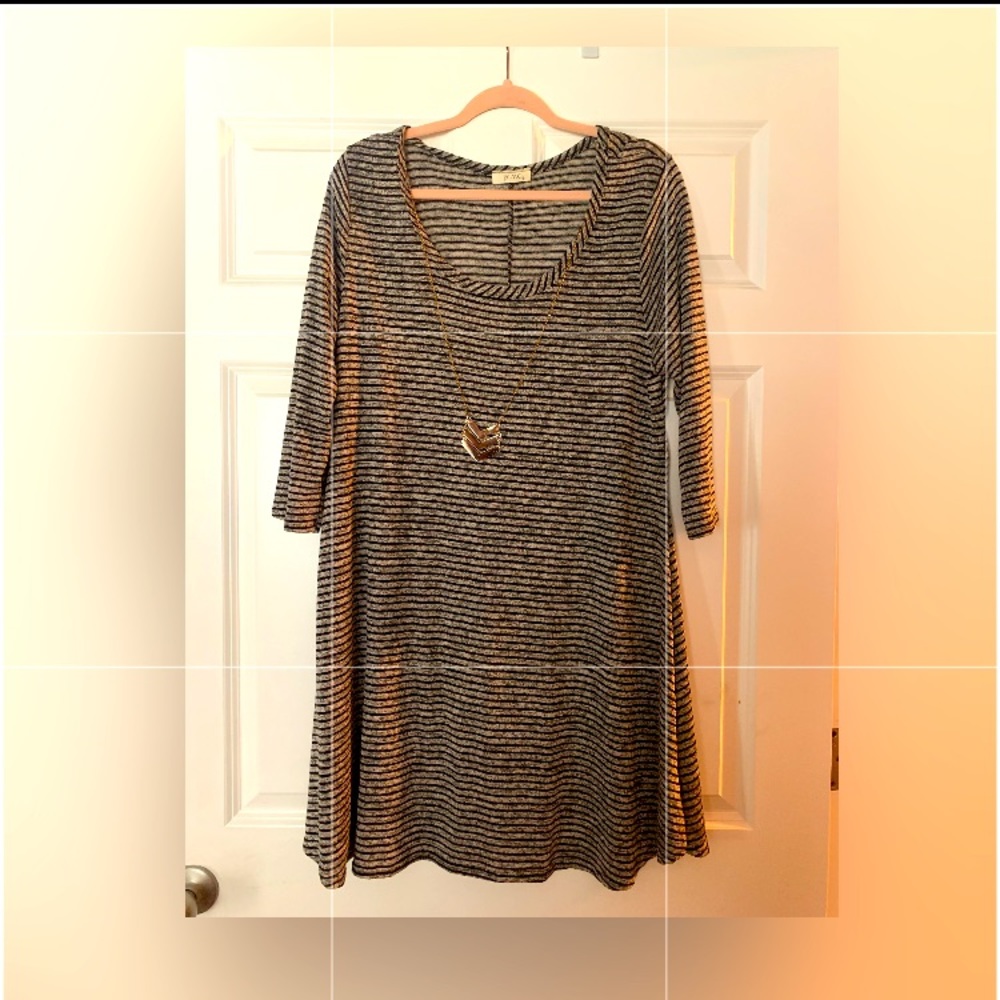 2x women’s size 2x dress. Lightly used.